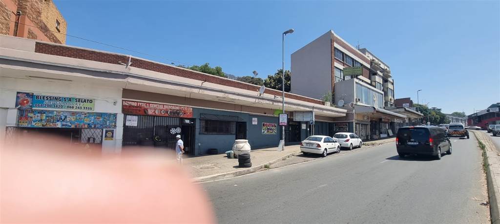 800  m² Commercial space in Orange Grove photo number 25