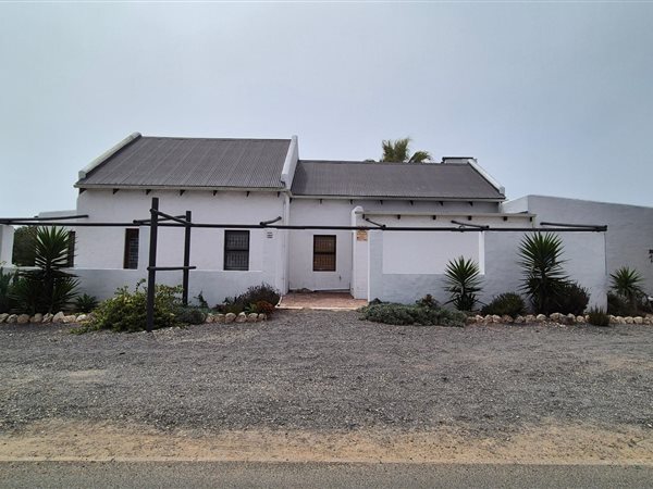 6 Bedroom House 6 Bedroom House
