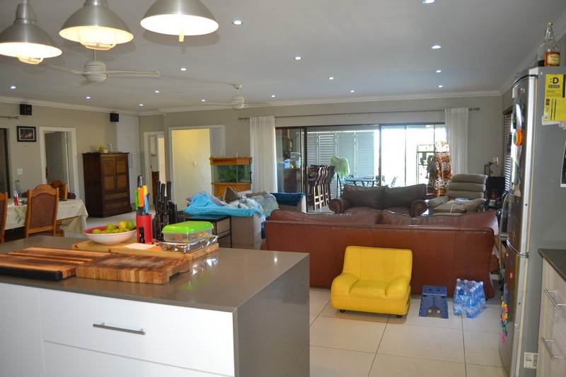 4 Bed House in Shelly Beach photo number 16