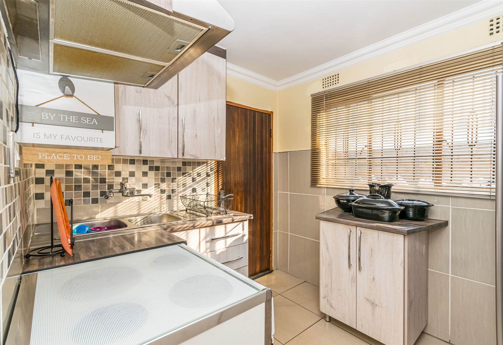 3 Bed House in Kagiso photo number 9