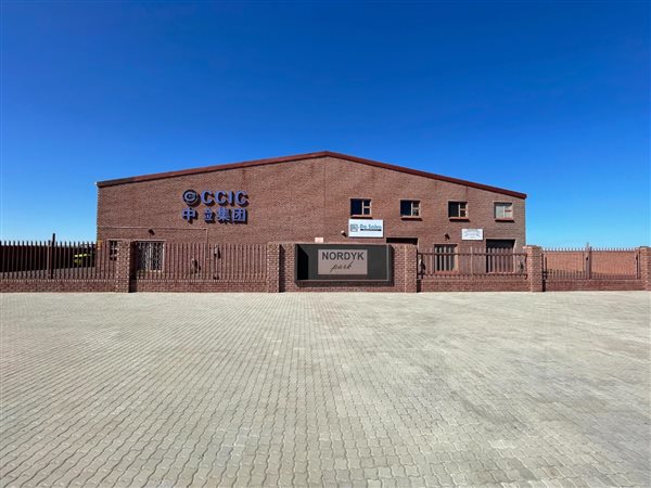 340 m² Commercial space 340 m² Commercial space