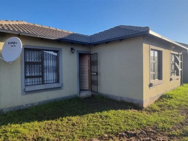 3 Bedroom House 3 Bedroom House