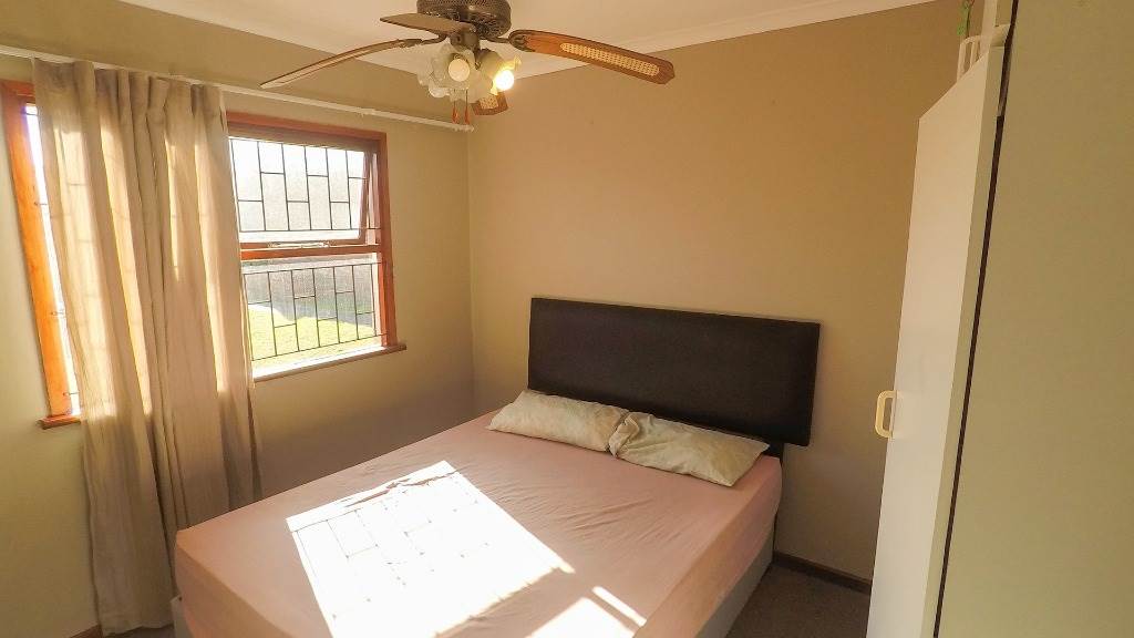 3 Bed Townhouse in Humewood photo number 11