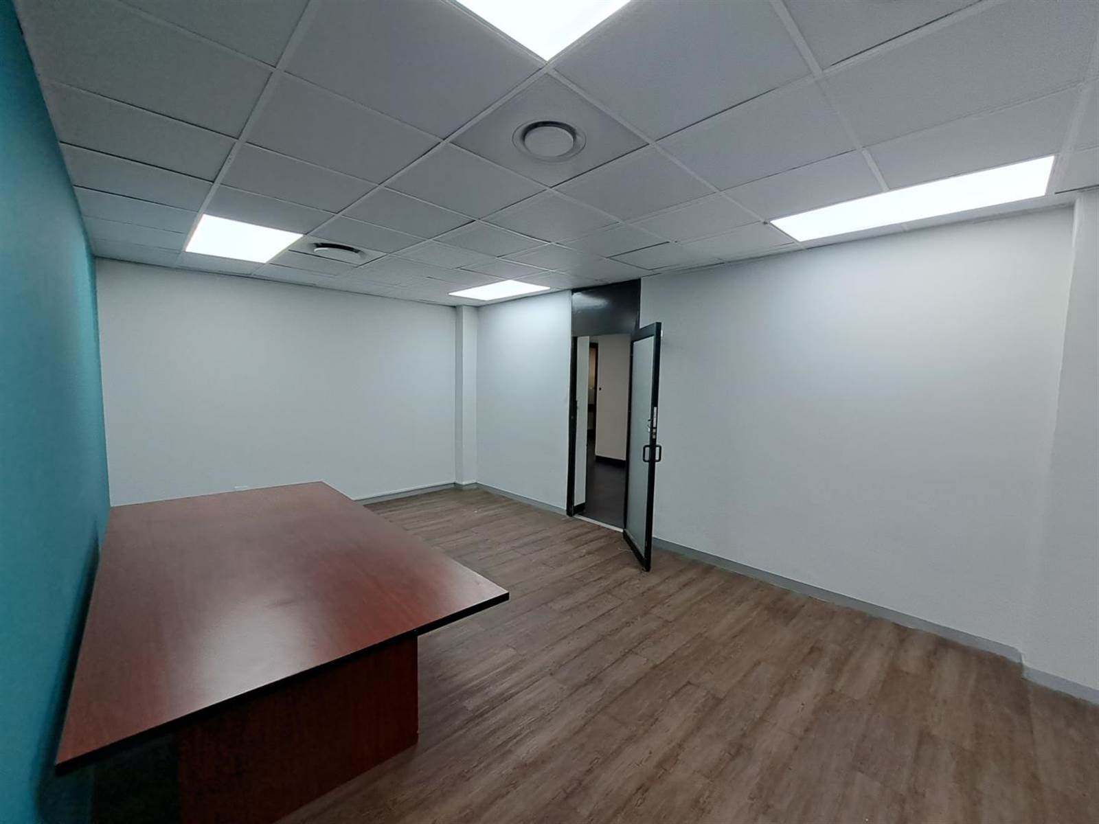 79.2  m² Commercial space in Centurion CBD photo number 3