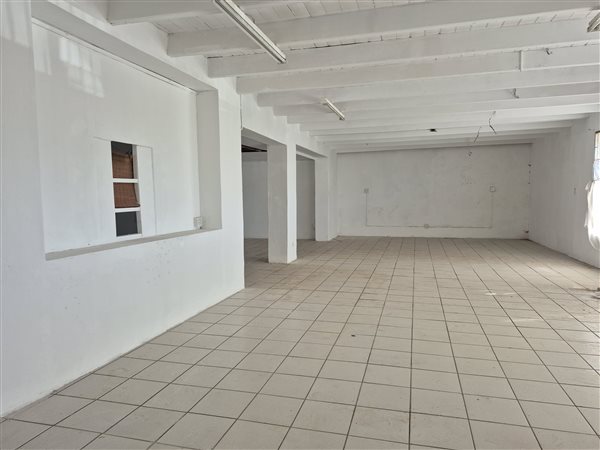 200 m² Commercial space 200 m² Commercial space