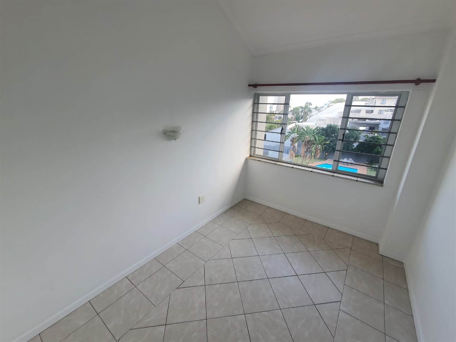 3 Bed Apartment in Umhlanga Rocks photo number 8