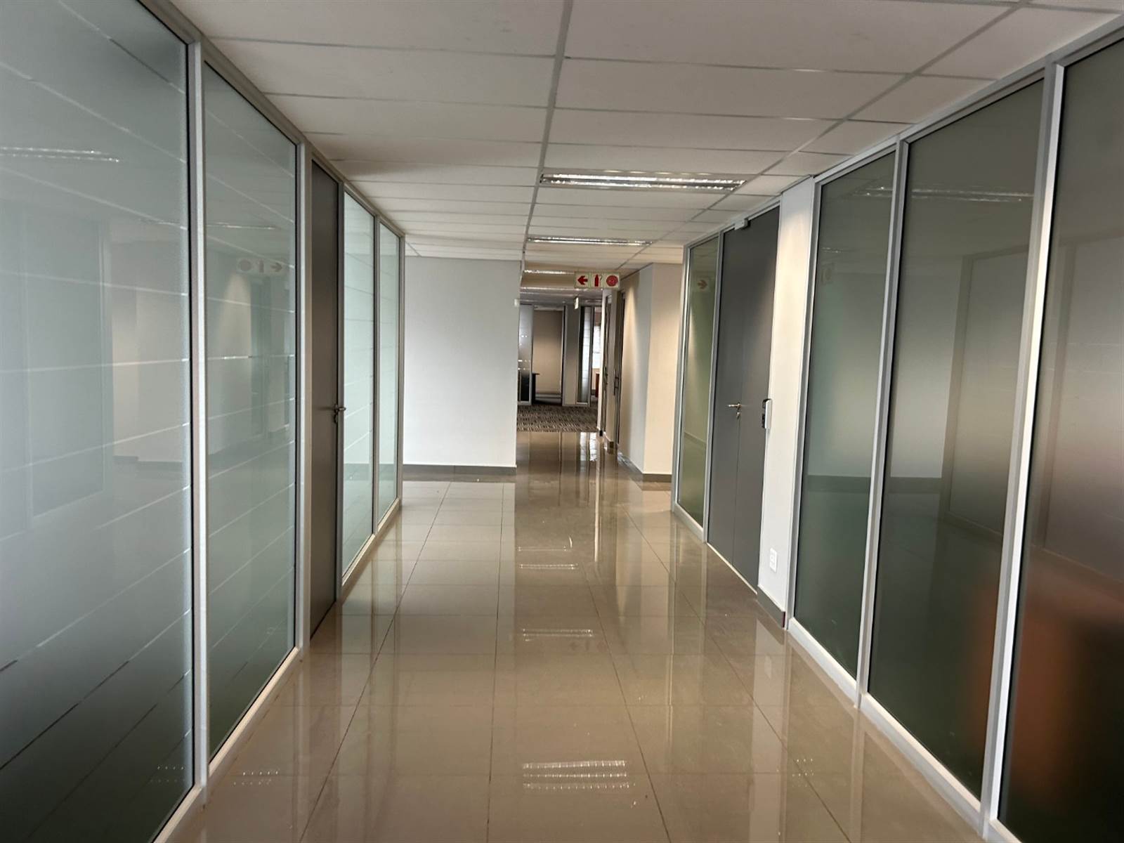 1225  m² Commercial space in Woodmead photo number 2