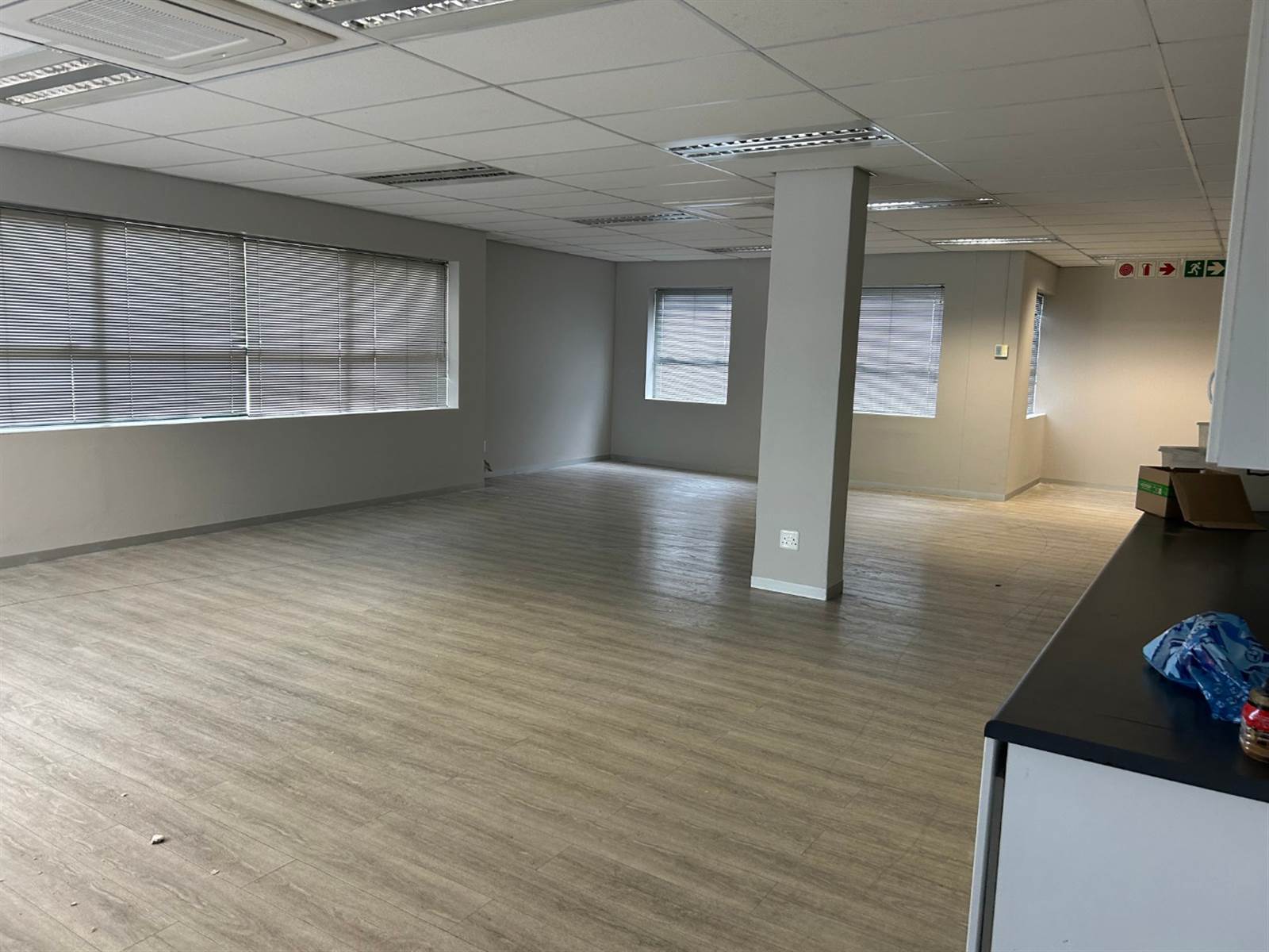 1225  m² Commercial space in Woodmead photo number 11