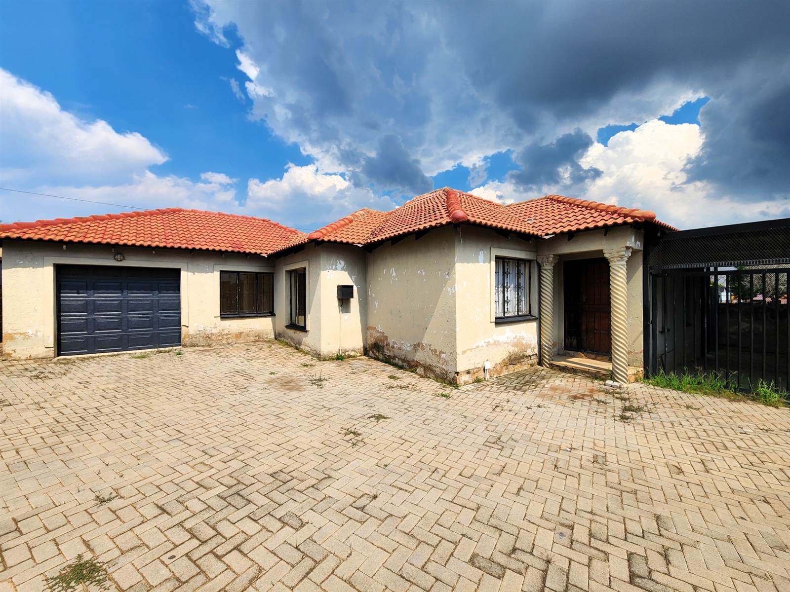 4 Bed House in Mamelodi Sun Valley photo number 15