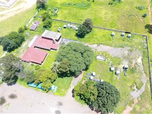4.8 ha Farm in Zesfontein AH