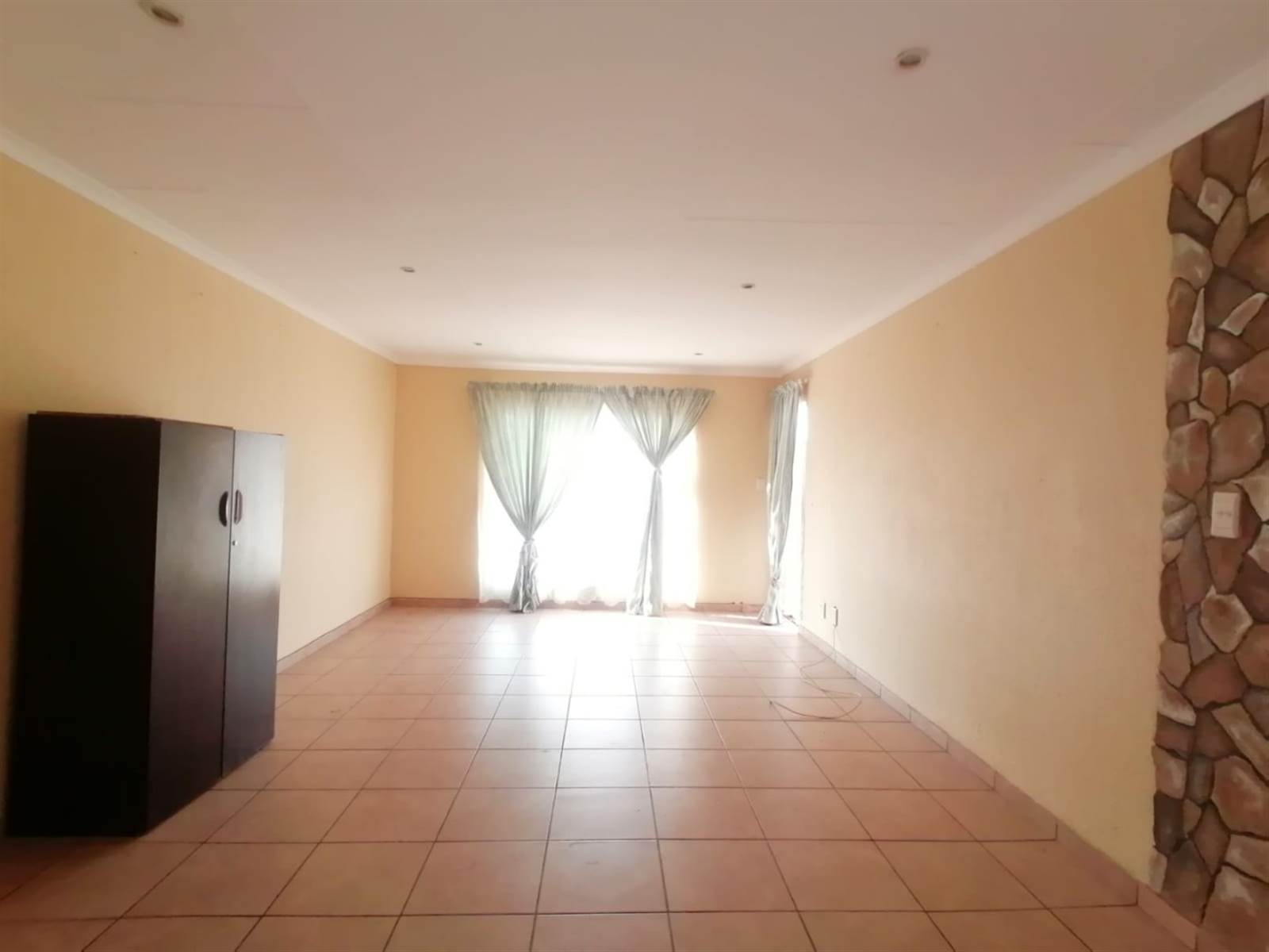 3 Bed Townhouse in Risana photo number 10
