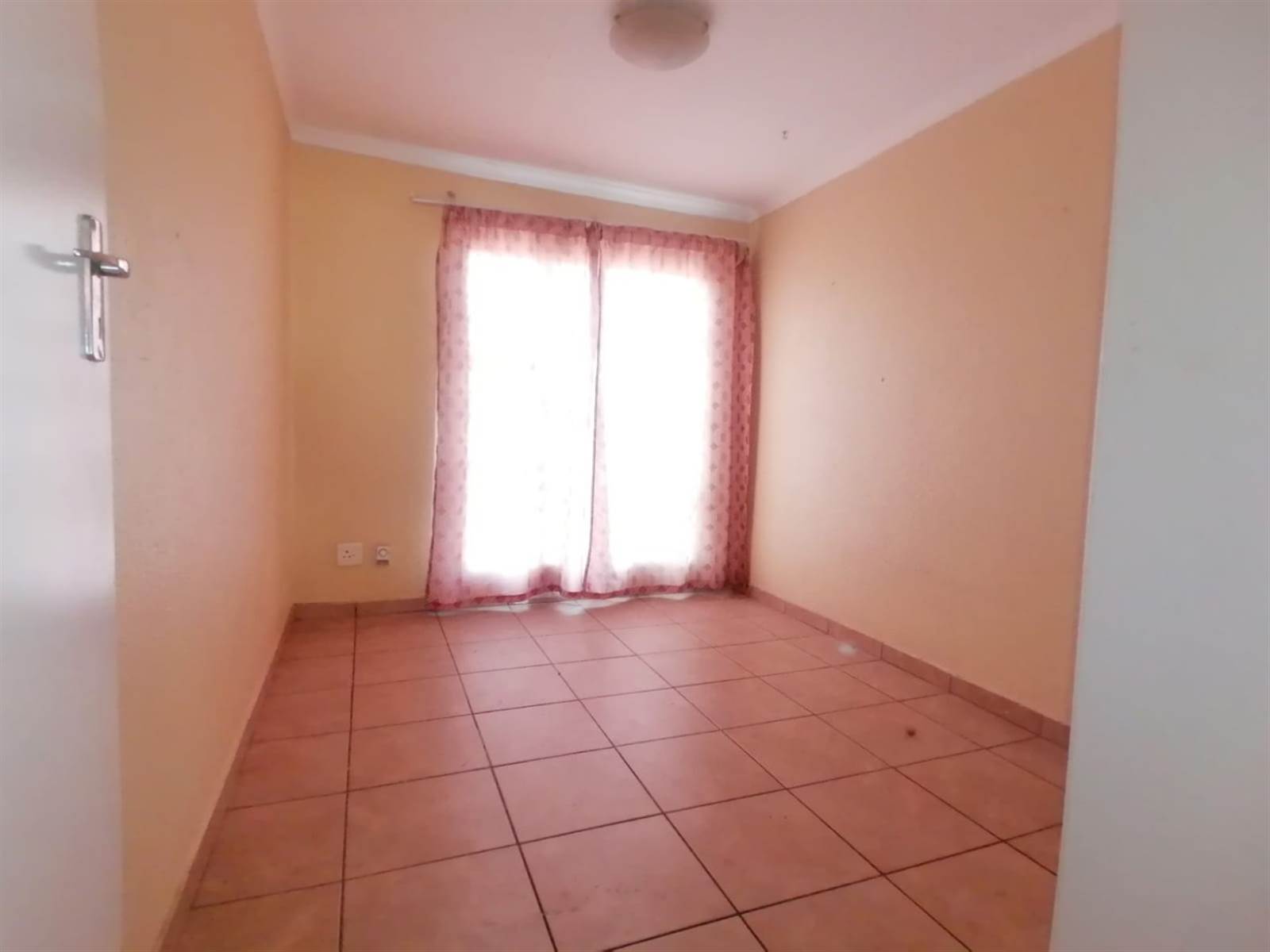 3 Bed Townhouse in Risana photo number 11