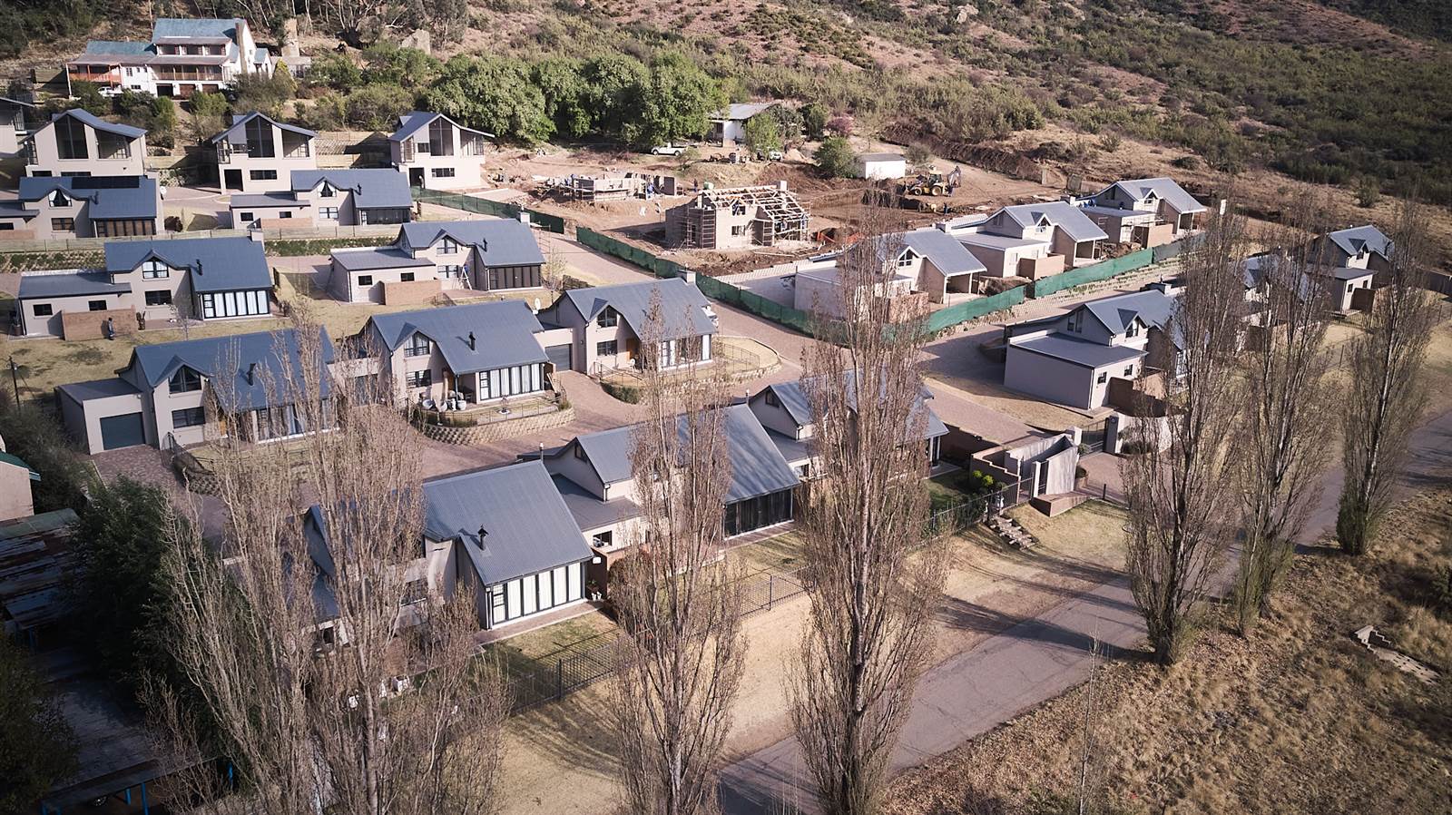 3 Bed Townhouse in Clarens photo number 16