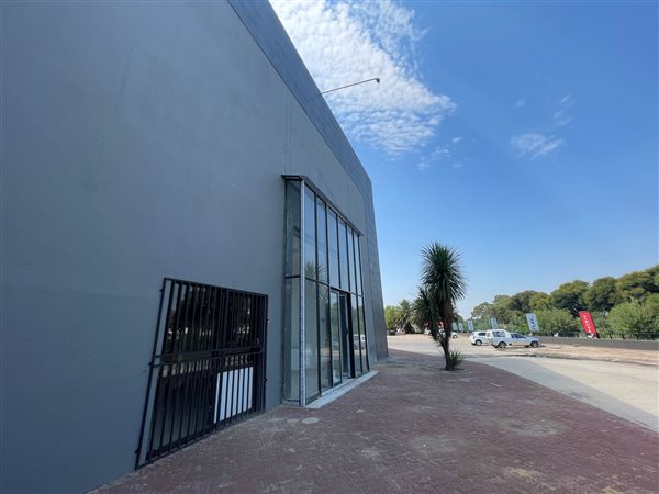 23  m² Commercial space
