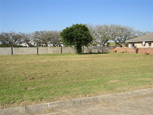 673 m² Land