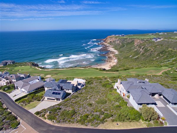 1249 m² Land available in Pinnacle Point Golf Estate