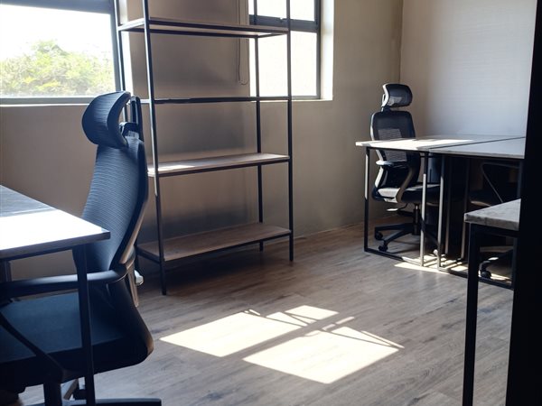 6  m² Office Space in Noordwyk