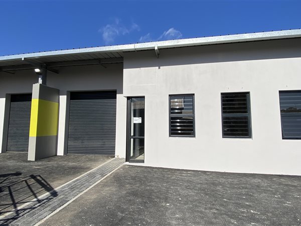 115  m² Industrial space