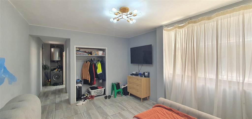 Bachelor apartment in Amanzimtoti photo number 6