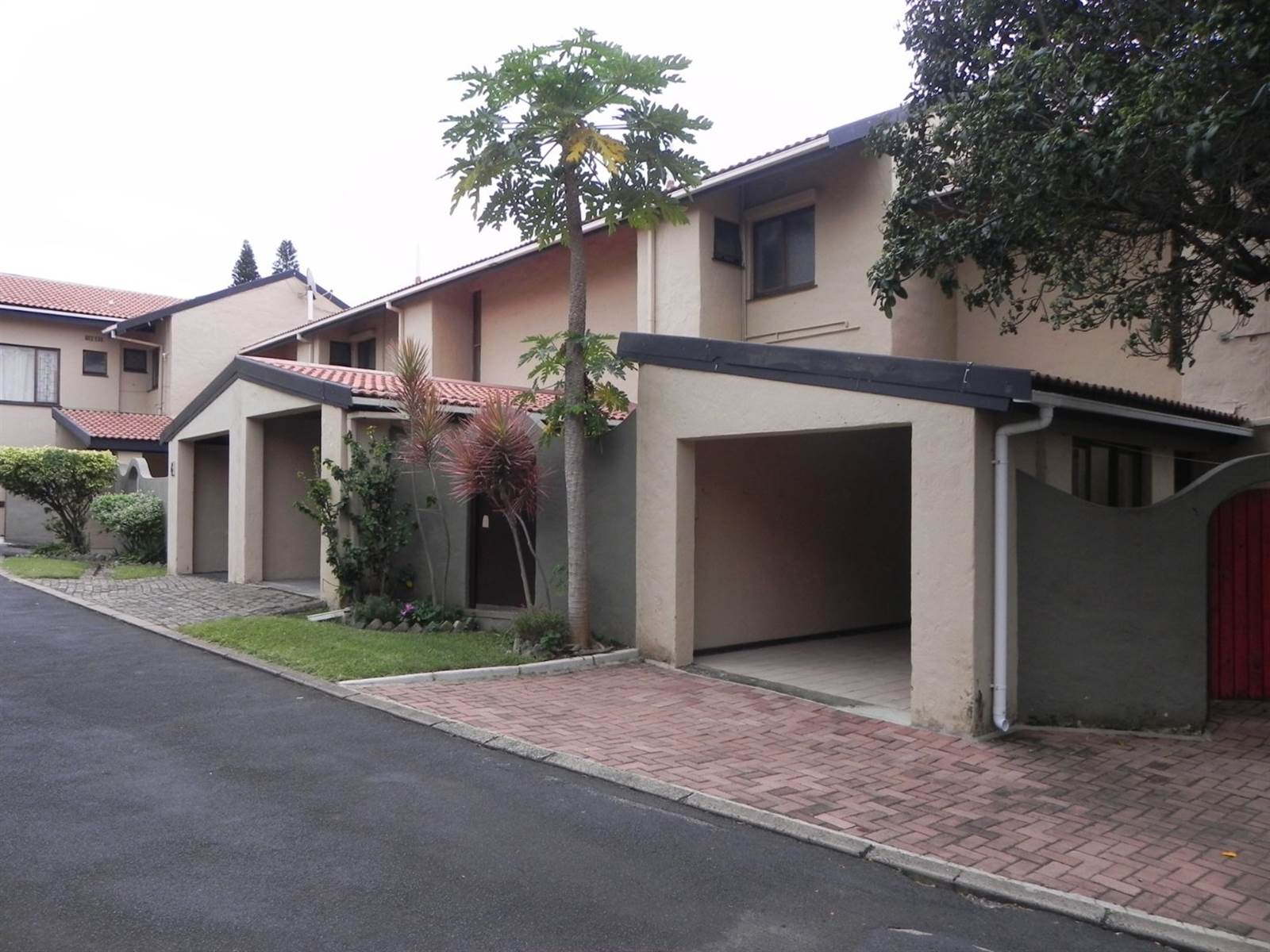 2 Bed Flat in Shelly Beach photo number 1