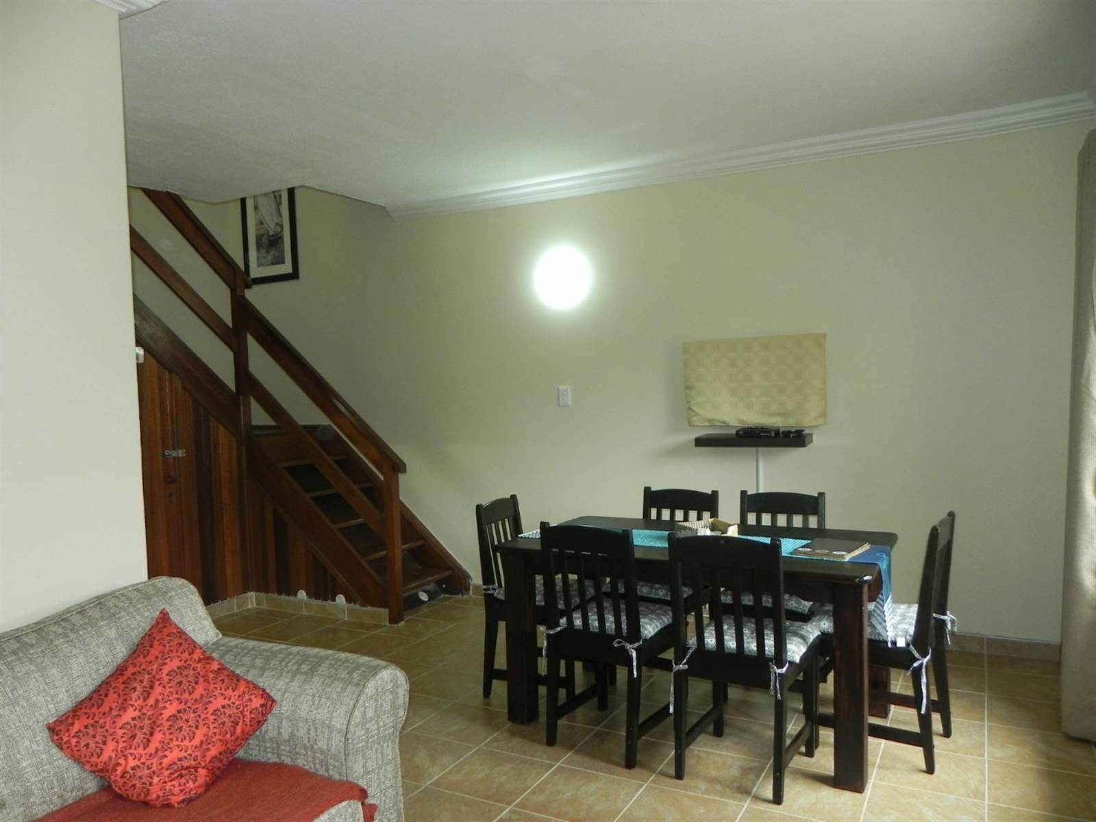 2 Bed Flat in Shelly Beach photo number 4
