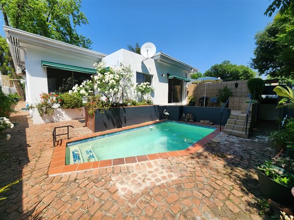 2 Bedroom House 2 Bedroom House
