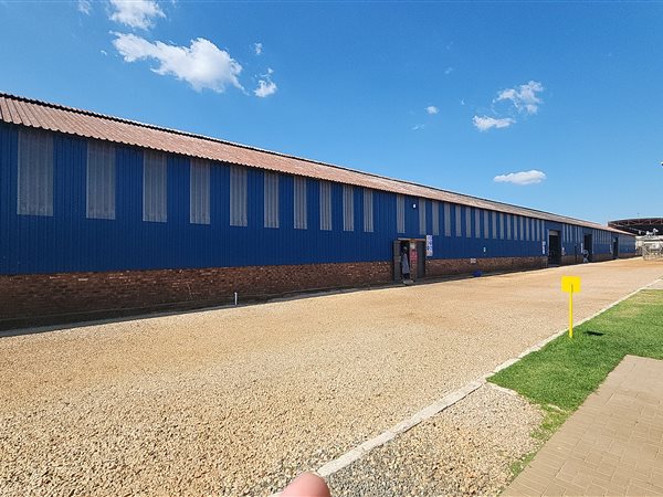 6 391  m² Industrial space