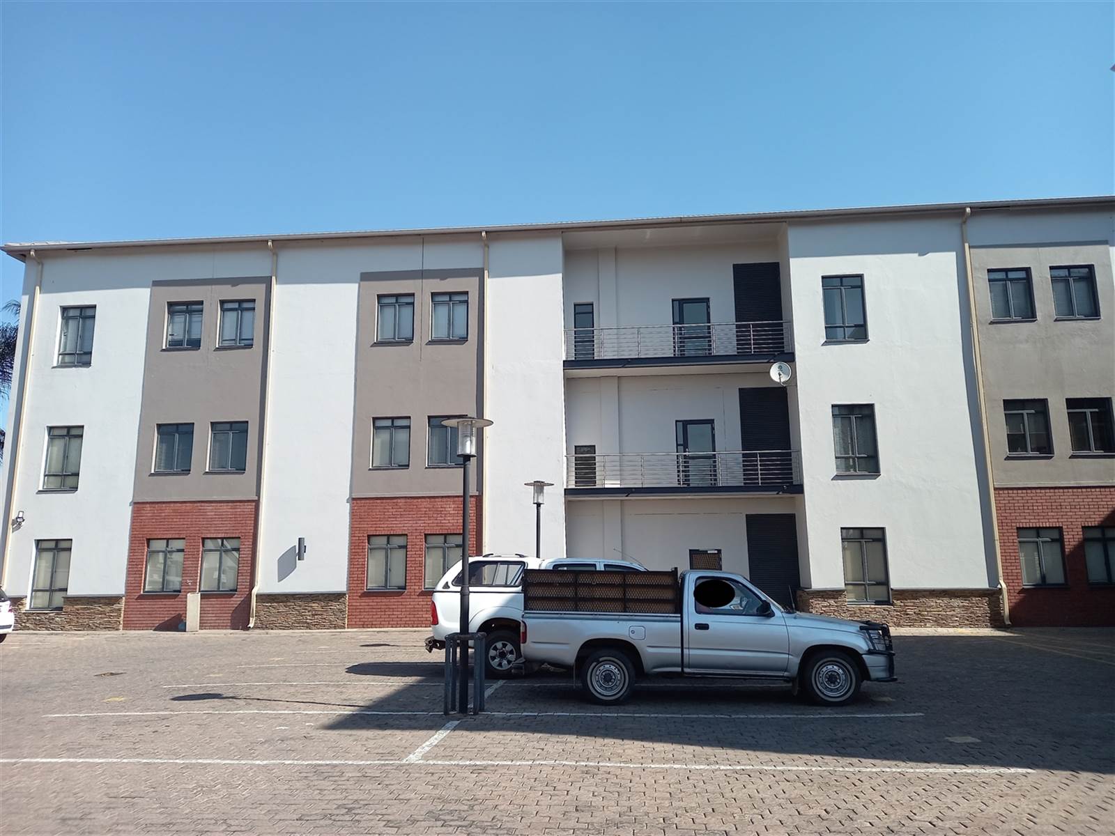 1225  m² Commercial space in Rustenburg Central photo number 4