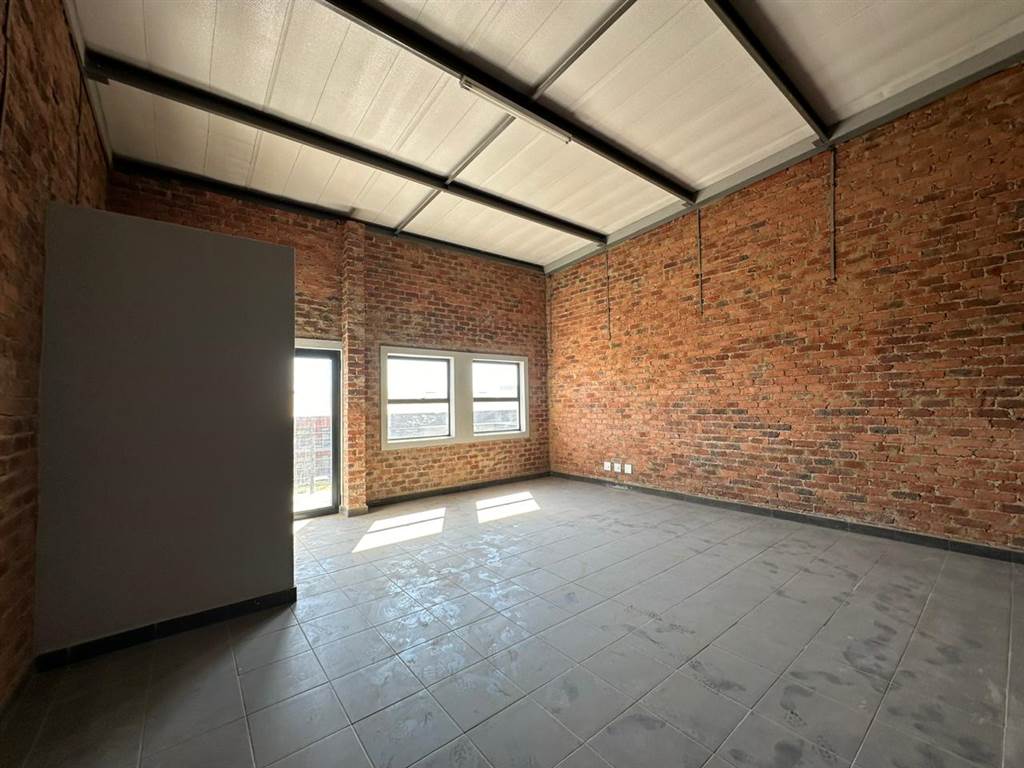 123  m² Industrial space in Clayville photo number 13