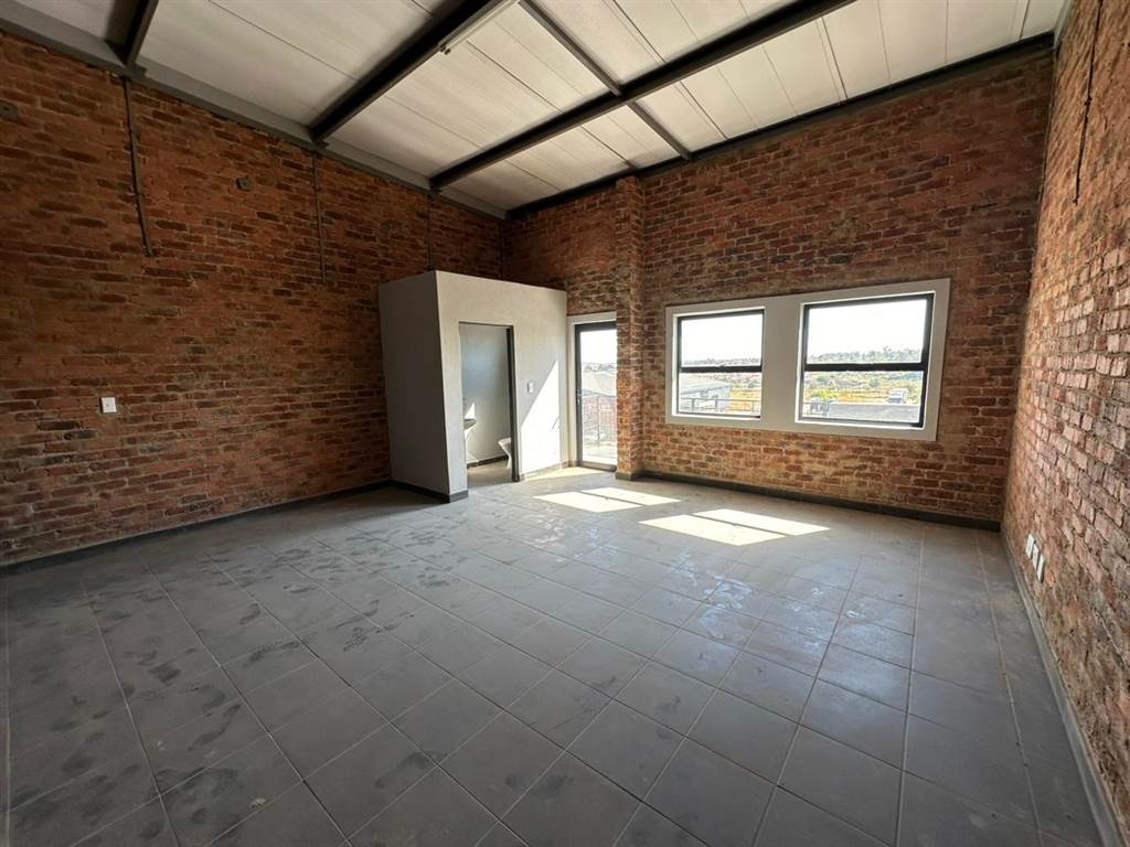 123  m² Industrial space in Clayville photo number 14