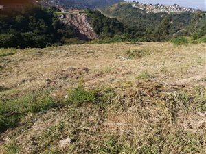 2744 m² Land available in Shallcross