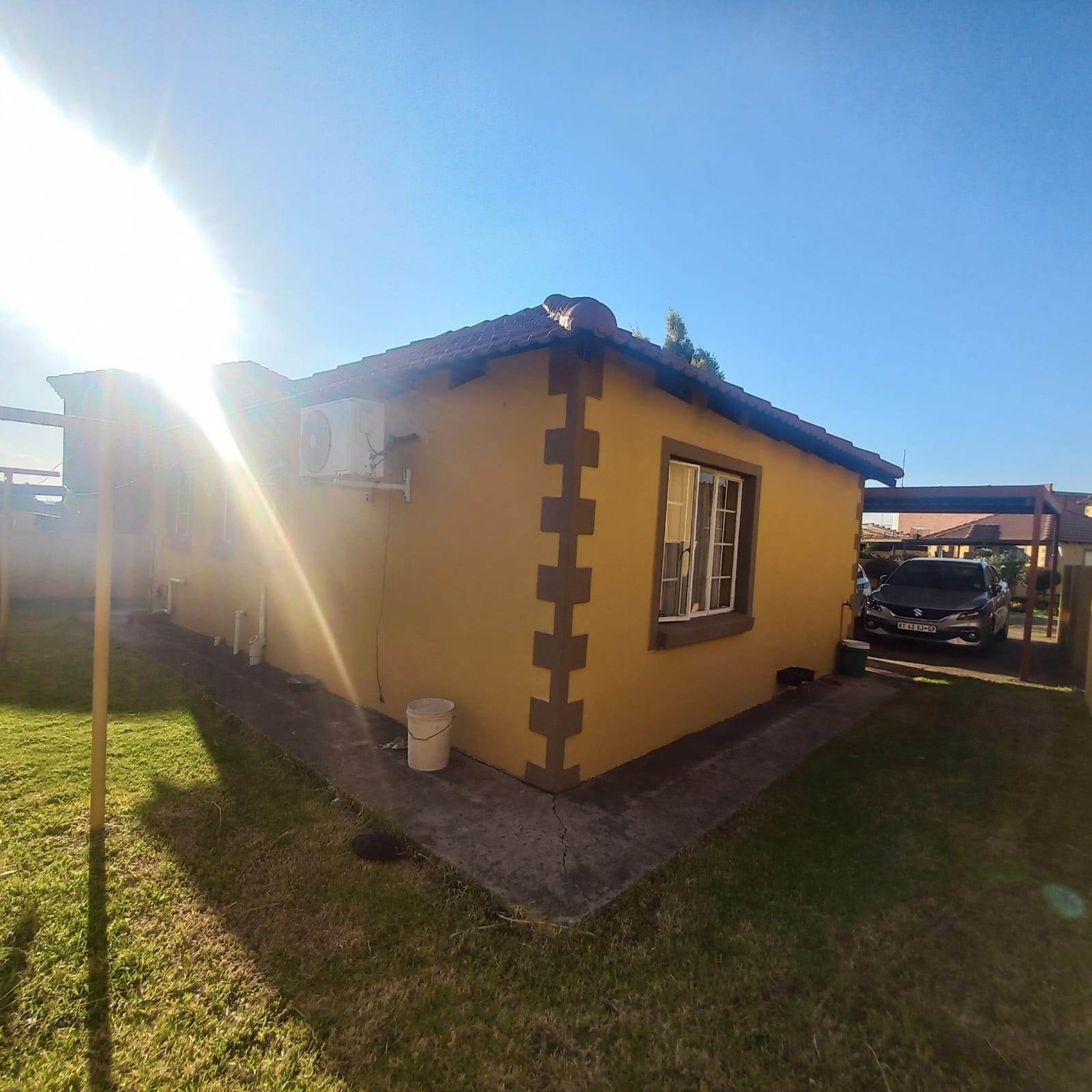 2 Bed Townhouse in Leondale photo number 4