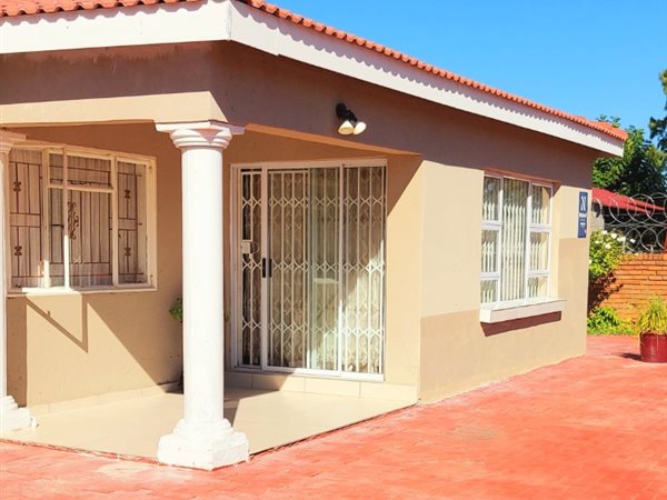 3 Bed House in Mmabatho unit 2