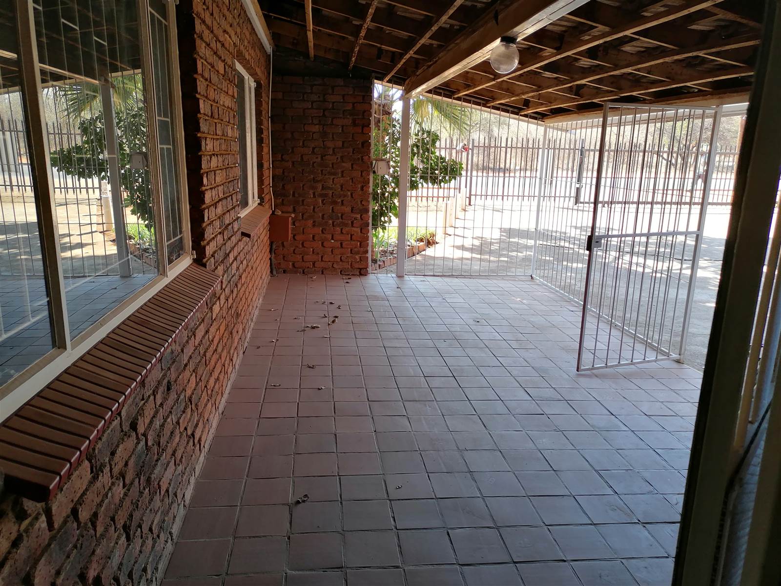 3 Bed Townhouse in Mokopane photo number 14