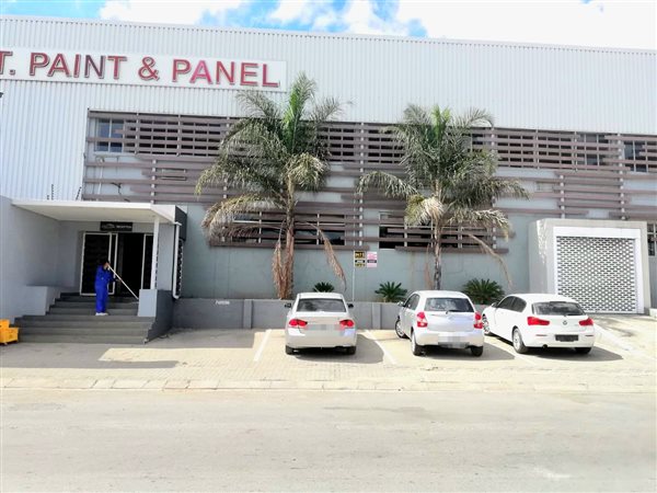 1506  m² Commercial space in Wynberg