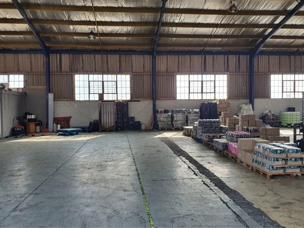 660  m² Industrial space