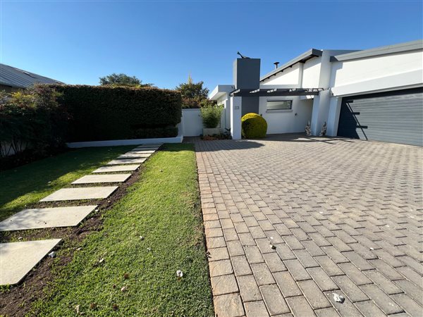 3 Bedroom House 3 Bedroom House