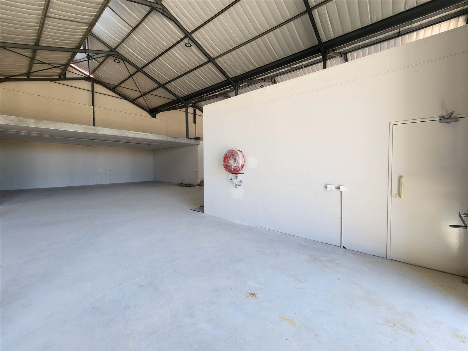 302  m² Industrial space in Fisantekraal photo number 2
