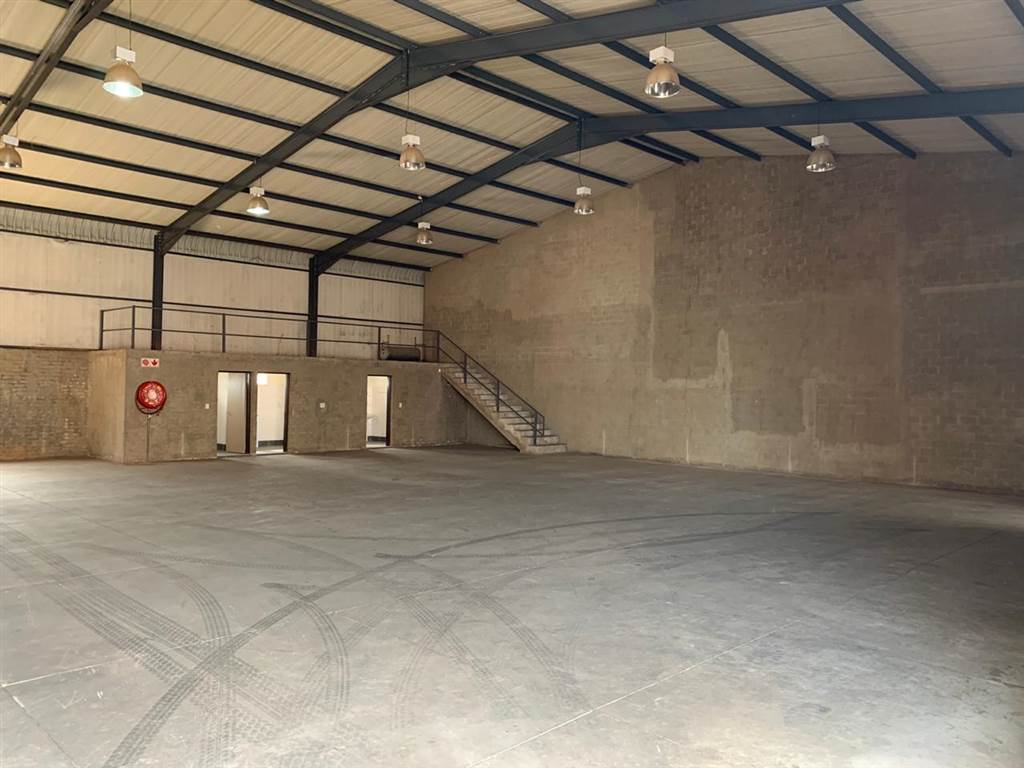 473  m² Industrial space in Rosslyn photo number 11