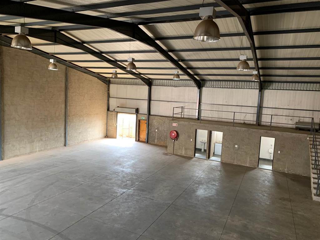473  m² Industrial space in Rosslyn photo number 14