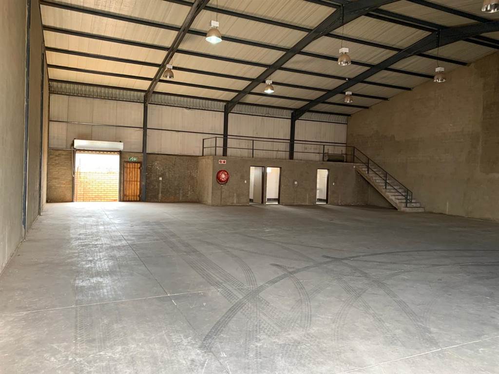 473  m² Industrial space in Rosslyn photo number 10