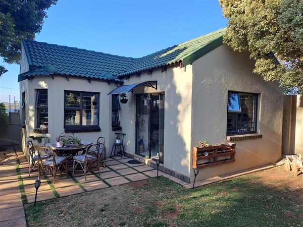 1 Bedroom House 1 Bedroom House