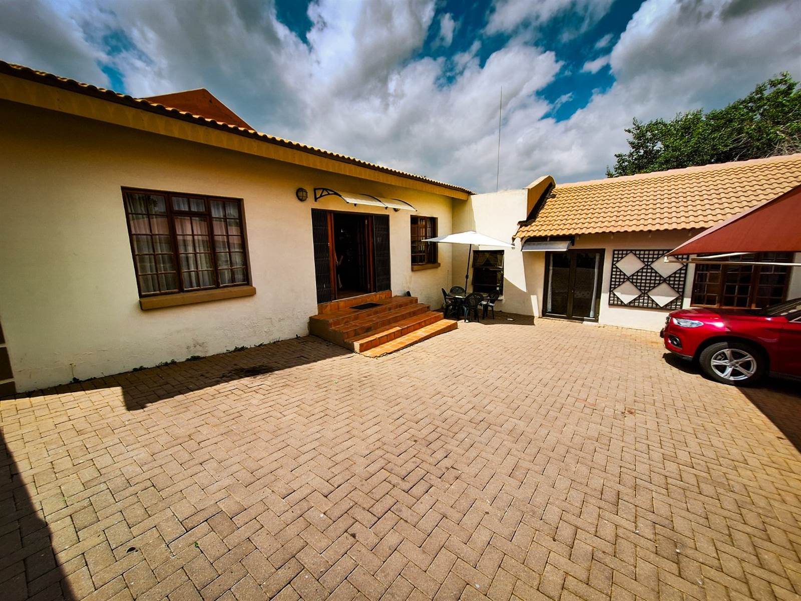 3 Bed House in Rangeview photo number 23