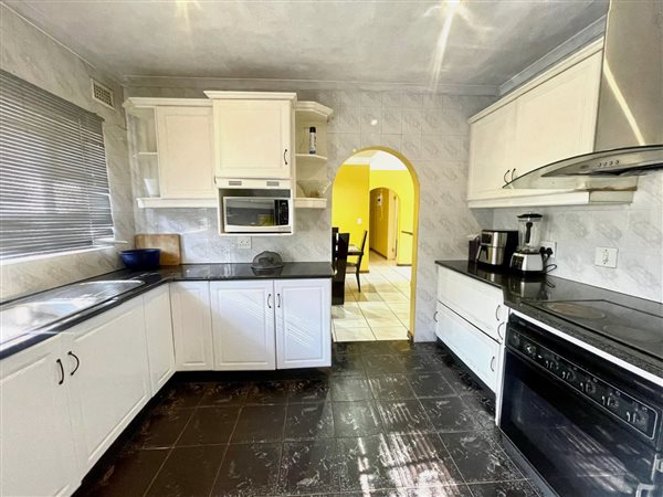 3 Bedroom House 3 Bedroom House