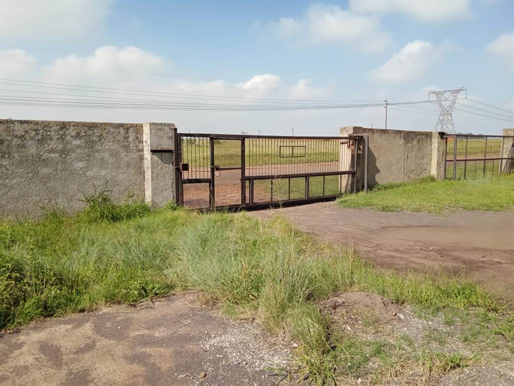 1230  m² Industrial space in Witbank Central photo number 22