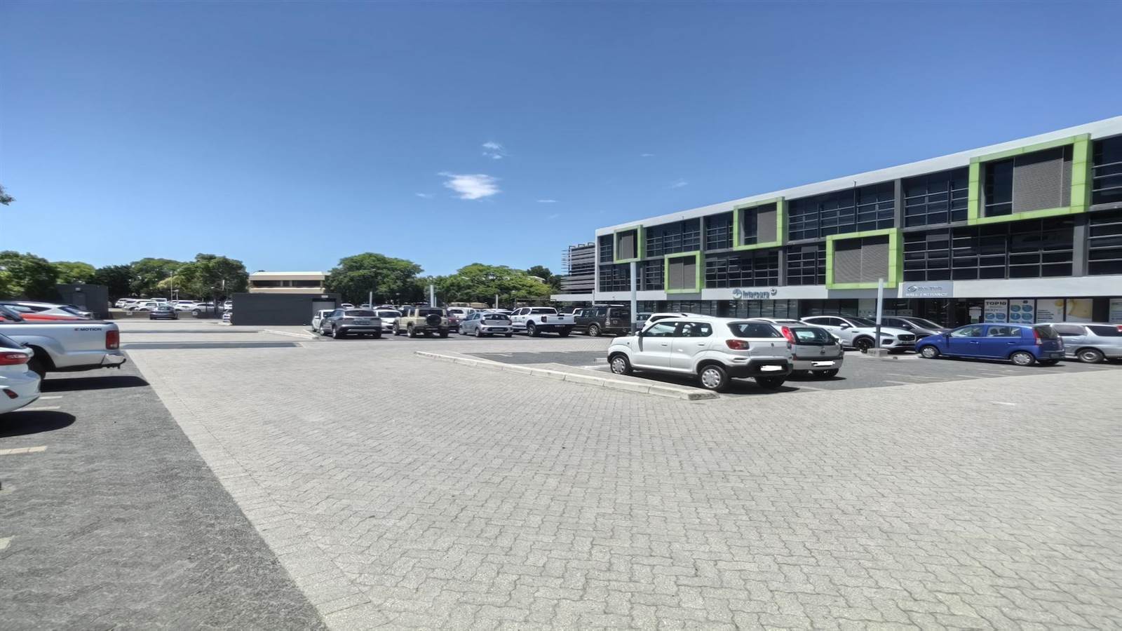 59  m² Commercial space in Panorama photo number 17