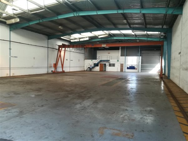 1050  m² Industrial space in Sea Cow Lake