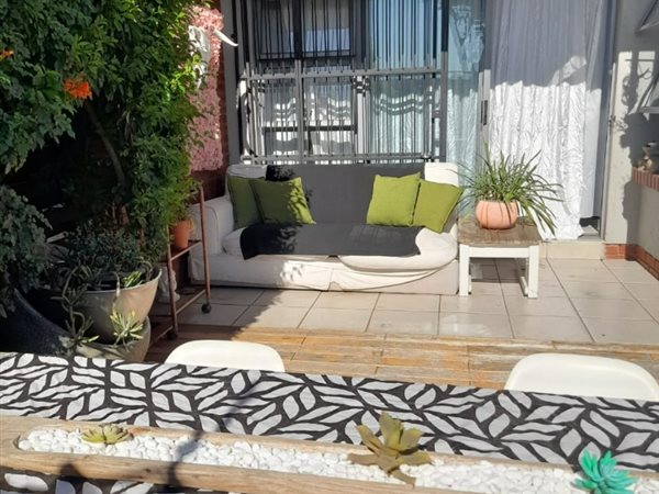 3 Bedroom Townhouse 3 Bedroom Townhouse