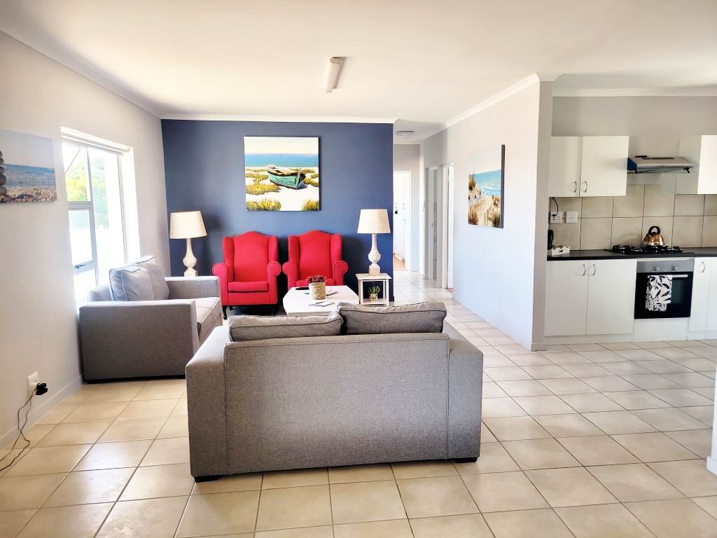 3 Bed House in Struisbaai photo number 21
