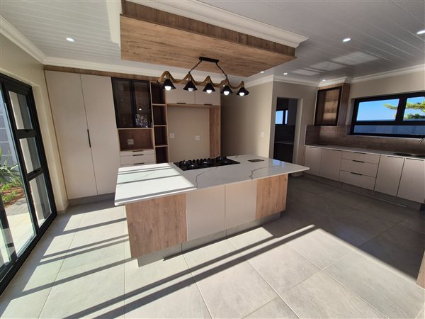 3 Bedroom House 3 Bedroom House